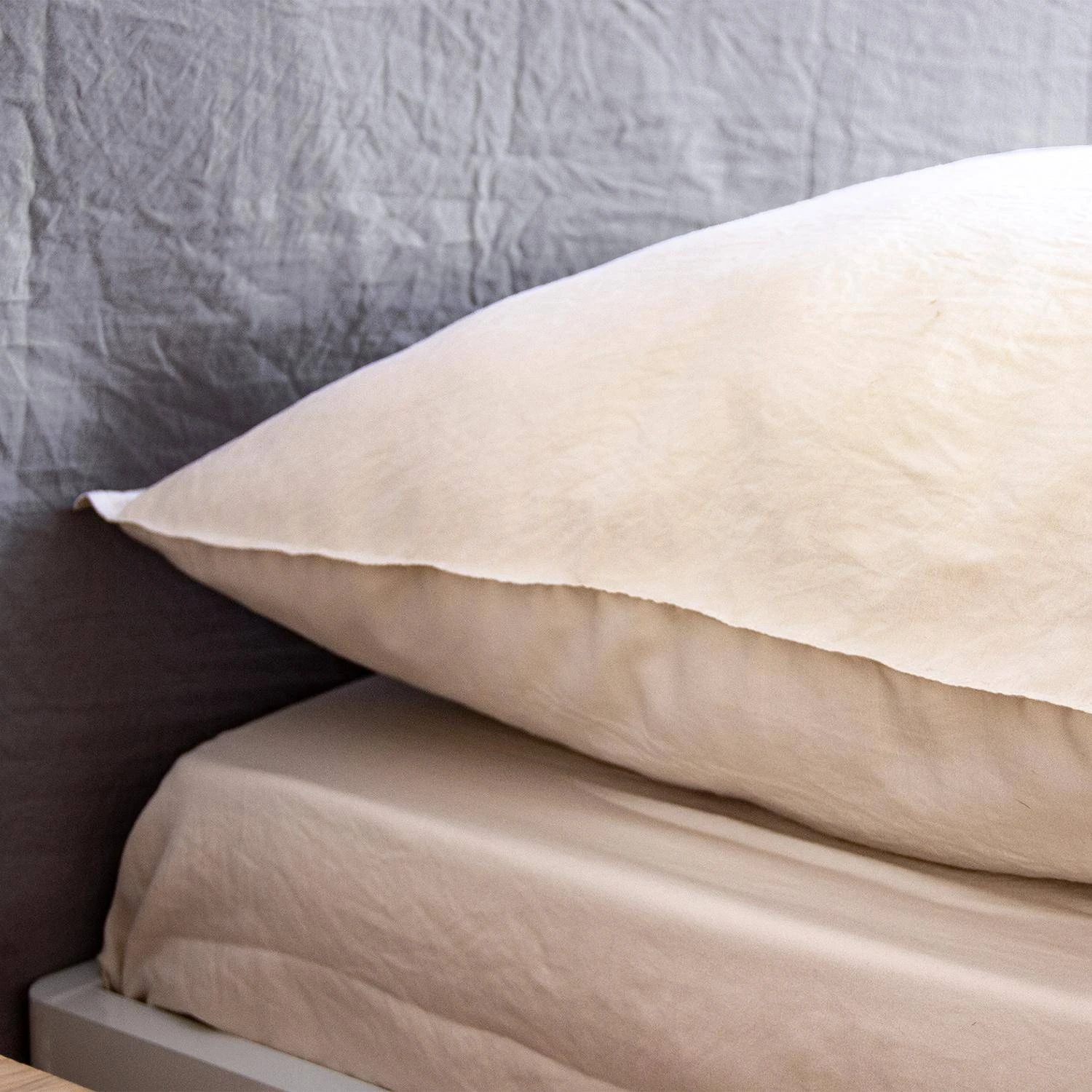 Parure De Lit 2 Places Microfibre Lavée Sable 3 Parure De Lit 2 Places Microfibre Lavée Sable – Image 3