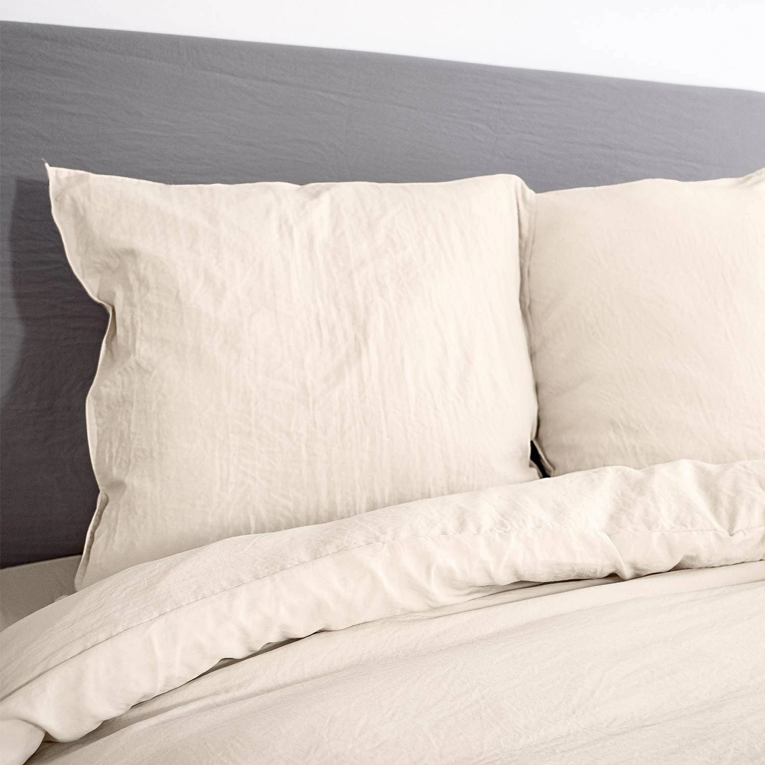 Parure De Lit 2 Places Microfibre Lavée Sable 2 Parure De Lit 2 Places Microfibre Lavée Sable – Image 2