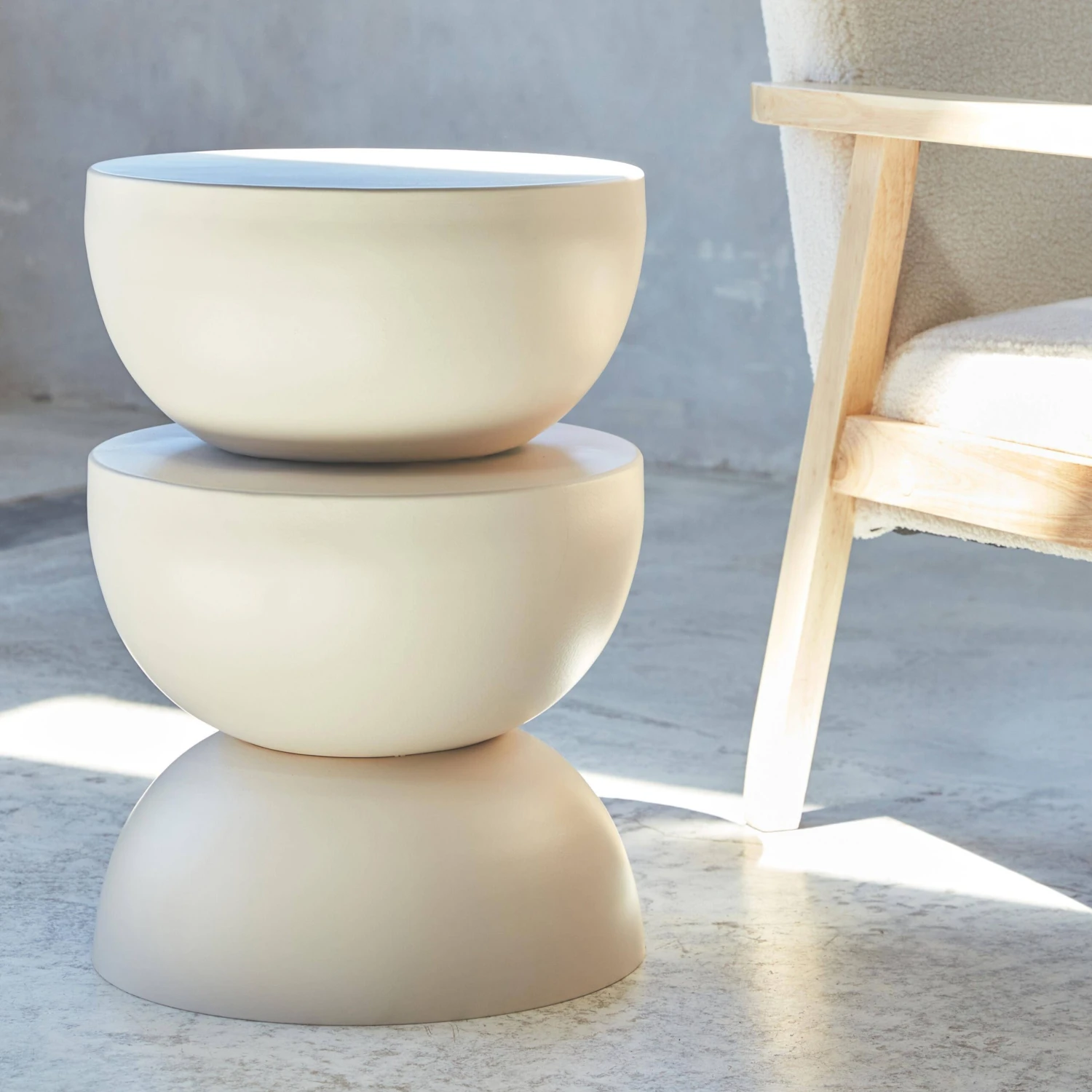 Table D'appoint, Bout De Canapé, Table De Chevet En Métal, Ø32 X H 46.5cm Couleur : Crème 2 Table D'appoint, Bout De Canapé, Table De Chevet En Métal, Ø32 X H 46.5cm Couleur : Crème – Image 2