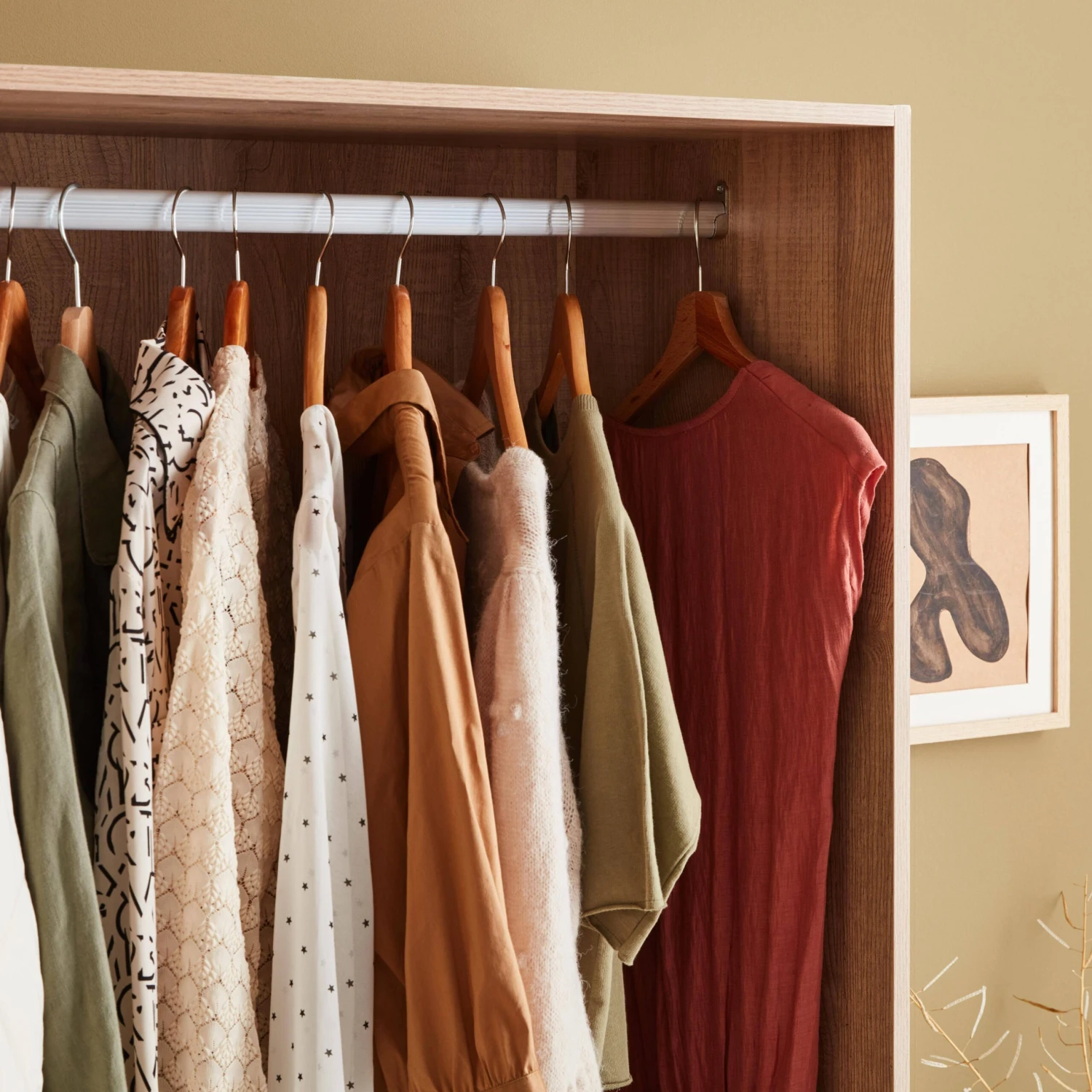 Module Dressing Avec 4 Tiroirs Et 1 Penderie Couleur : Naturel 3 Module Dressing Avec 4 Tiroirs Et 1 Penderie Couleur : Naturel – Image 3